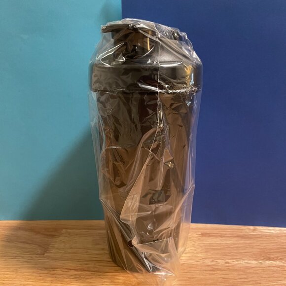 NWT - Rule 1 (R1) Proteins - Premium Leakproof Shaker Bottle - Black, 20 Oz - Picture 4 of 6